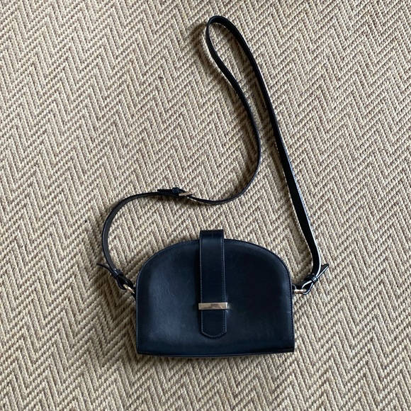 Sezane Handbags - Sezane Leather Bag